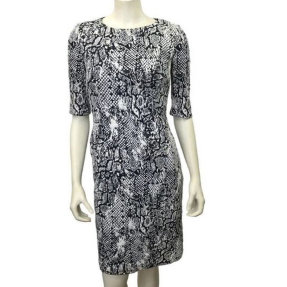 Betsy Johnson Black/White Snake Skin shift dress